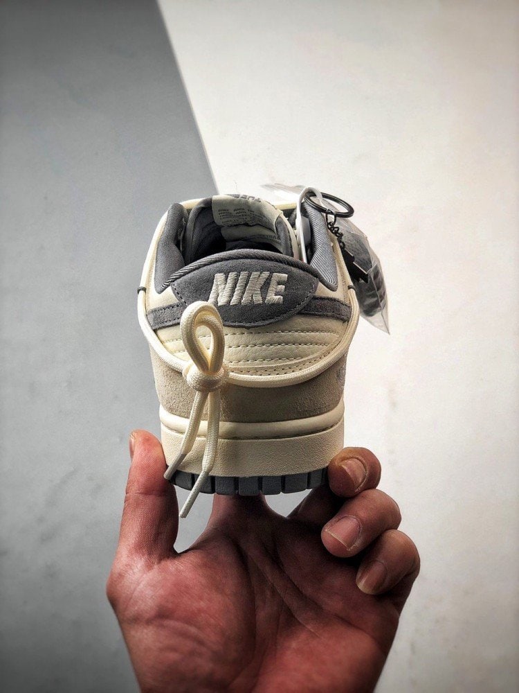 【AT3279】The North Face x Nike ノースフェイス×ナイキ　ナイキダンクローレトロ　ノースフェイスのグレーウィートデコンストラクティブストラップ　ローカットカジュアルスポーツシューズ