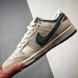 【AT3284】The North Face x Nikeのクラシックコラボレーションスポーツシューズ、Nike Dunk Low Retro North Face CDGミックスレザー アイボリー/グリーン ローカットカジュアルスポーツシューズ