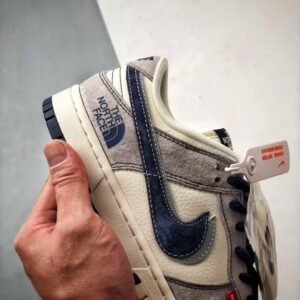 【AT3285】The North Face × Nike ノースフェイス×ナイキのコラボレーションクラシックレトロスポーツシューズ - 個性的なトレンド必須アイテム。 ナイキ ダンク ロー レトロ ノースフェイス ベージュブルー ダブルフック ローカットカジュアルスポーツシューズ