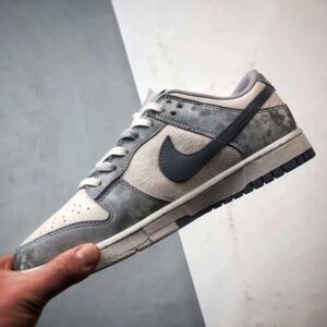 【AT3287】Nike x Stussy コラボレーションのヴィンテージスポーツシューズ - ユニークな迷彩デザインNike Dunk Low Retro ステューシー・ミッドナイトグレー染色ローカットカジュアルスポーツスニーカー