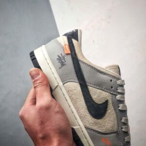 【AT3288】Nike x StussyのNike Dunk Low "Stussy"コラボスニーカーNike Dunk Low Retro ステューシー ミストグレー ブラック フック ローカット カジュアルスポーツシューズ