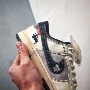 【AT3289】Nike x Stussy Nike Dunk Low Retro ステューシーのサイン入りブルーフック ロートップカジュアルスポーツシューズ