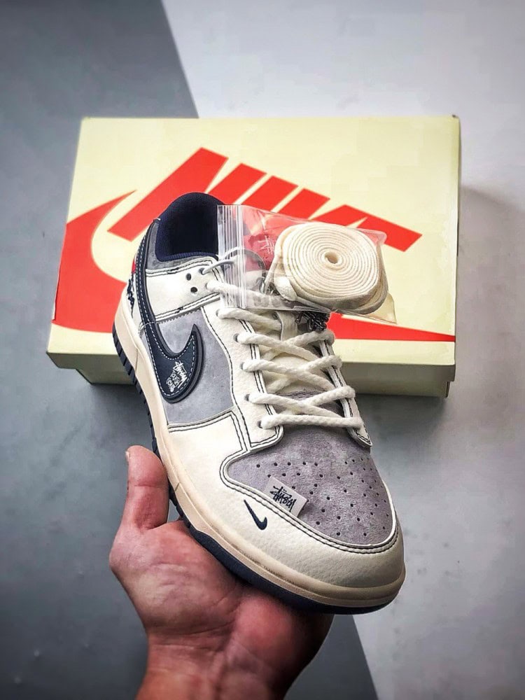 【AT3289】Nike x Stussy Nike Dunk Low Retro ステューシーのサイン入りブルーフック ロートップカジュアルスポーツシューズ