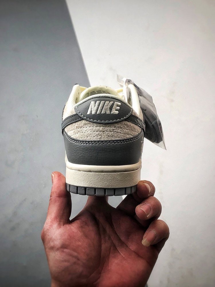 【AT3290】Nike x Stussy Nike Dunk Low “Stussy”コラボスニーカー Nike Dunk Low Retro ステューシー グレータウ ローヒール スニーカー