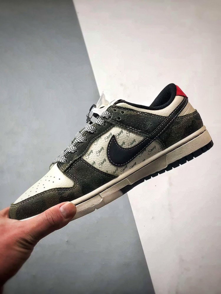 【AT3298】Nike Dunk x Stussy コラボレーションのクラシックスポーツシューズ、Nike Dunk Low Retro ステューシー ホワイト/ダークグリーン ローカットカジュアルスポーツシューズ