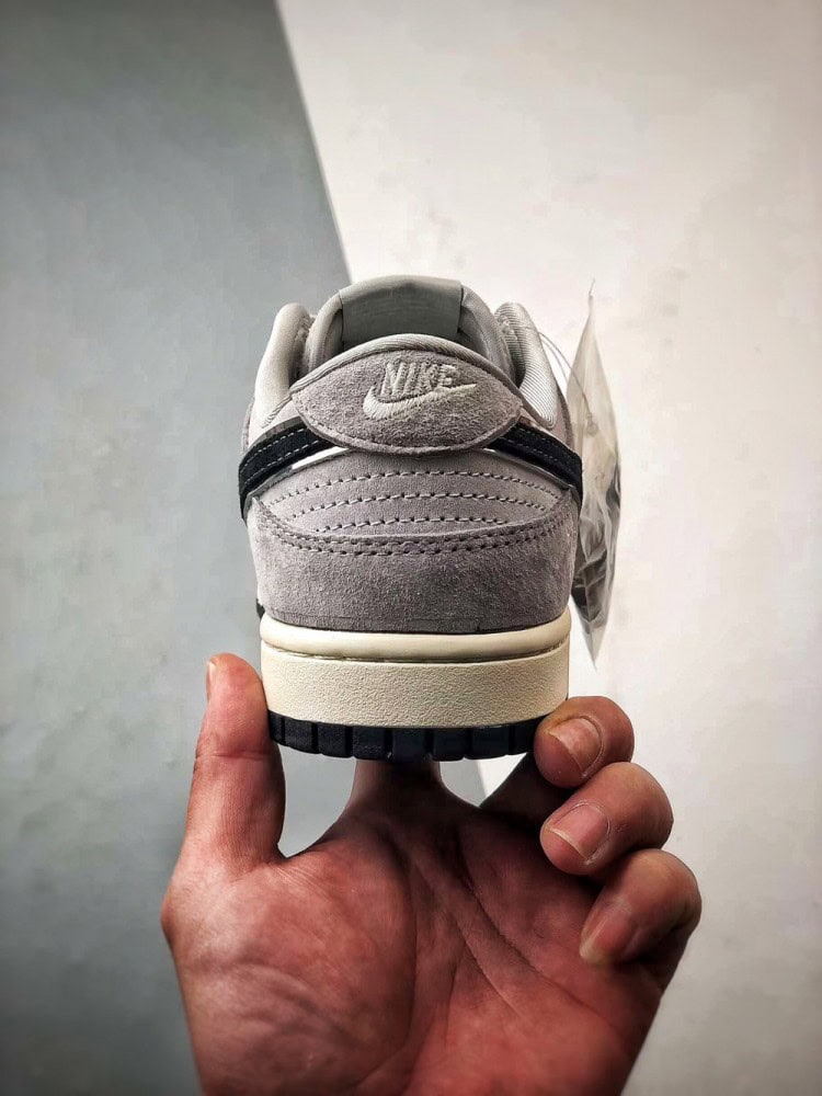 【AT3300】Nike Dunk x Stussy コラボレーションスポーツシューズ Nike Dunk Low Retro ステューシー グレー黒ロゴ ローカット カジュアルスポーツシューズ