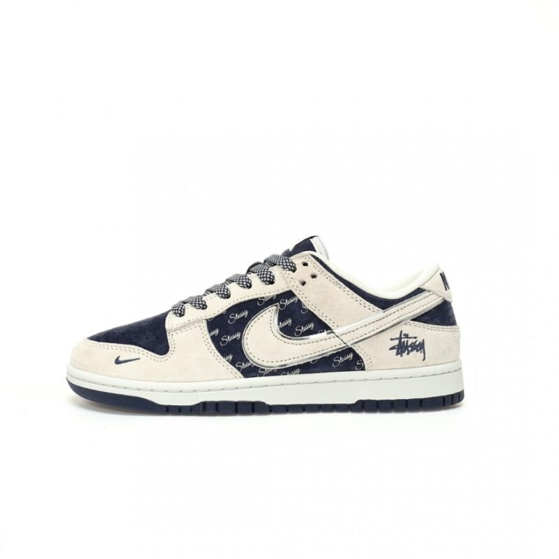 【AT3301】Nike Dunk x Stussyのコラボクラシックスニーカー、Nike Dunk Low Retroがステューシーミディアムグレーとディープブルーシーディ 形式のスエードオープンロープレジャーシューズ