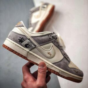 【AT3304】Nike Dunk x Stussy ナイキ ダンク × ステューシーのコラボレーションクラシックスニーカー、ナイキ ダンク ロー レトロのステューシー ブラック8ラベル ミルキーホワイトグレー ローカットカジュアルスポーツシューズ