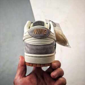 【AT3304】Nike Dunk x Stussy ナイキ ダンク × ステューシーのコラボレーションクラシックスニーカー、ナイキ ダンク ロー レトロのステューシー ブラック8ラベル ミルキーホワイトグレー ローカットカジュアルスポーツシューズ