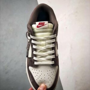 【AT3305】Nike Dunk x Stussy コラボレーションクラシックスニーカー、Nike Dunk Low Retro ステューシー ホワイトブラウン ローカットカジュアルスポーツシューズ