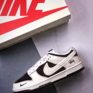 【AT3308】Nike Dunk x Stussy コラボレーション スニーカー Nike Dunk Low Retro ステューシー ホワイト/ダークブラウン ローカット カジュアルスポーツシューズ