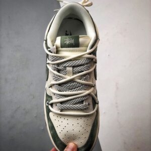 【AT3311】Nike Dunk x Stussy コラボレーションスニーカー Nike Dunk Low Retro ステューシー ホワイトグリーン ディストラクションストラップ ロートップカジュアルスポーツシューズ