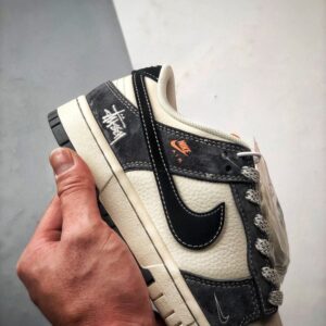 【AT3313】Nike x Stussy コラボ デザインのクラシックなカジュアルスポーツシューズ Nike Dunk Low Retro ステューシー ホワイトブラック ローカットカジュアルスポーツスニーカー