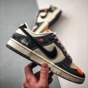 【AT3313】Nike x Stussy コラボ デザインのクラシックなカジュアルスポーツシューズ Nike Dunk Low Retro ステューシー ホワイトブラック ローカットカジュアルスポーツスニーカー