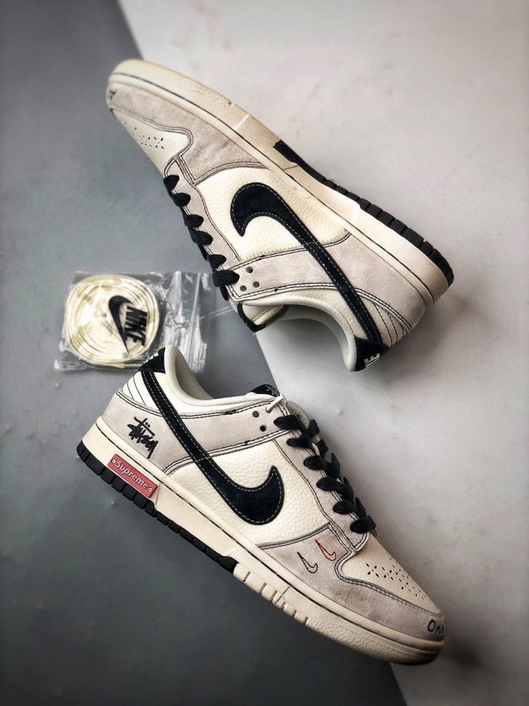 【AT3315】Nike x Stussy コラボレーションシリーズのスポーツシューズ、Nike Dunk Low Retro ステューシーグレーホワイトブラック刺繍ミニダブルフックローカットカジュアルスポーツシューズ
