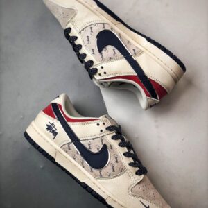 【AT3316】NIKE x Stussyのコラボレーションスポーツシューズ、クラシックなデザインでトレンドを取り入れた、必須アイテム！Nike Dunk Low Retro ストウシー ミッドナイトネイビー/ユニバーシティレッド ローカットカジュアルスポーツシューズ
