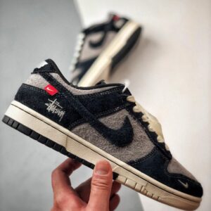 【AT3319】Nike x Stussyコラボレーションスポーツシューズ、クラシックでおしゃれなデザイン Nike Dunk Low Retro ステューシー ファーブラックグレー ローカットカジュアルスポーツシューズ