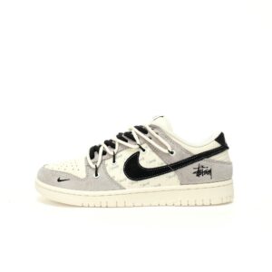 【AT3322】Nike x Stussy コラボデザインスニーカー - トレンディなNike Dunk Low Retro ステューシー グレー ブラック ディストラクションストラップ ロープトップ カジュアルスポーツシューズ