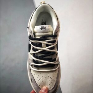 【AT3322】Nike x Stussy コラボデザインスニーカー - トレンディなNike Dunk Low Retro ステューシー グレー ブラック ディストラクションストラップ ロープトップ カジュアルスポーツシューズ