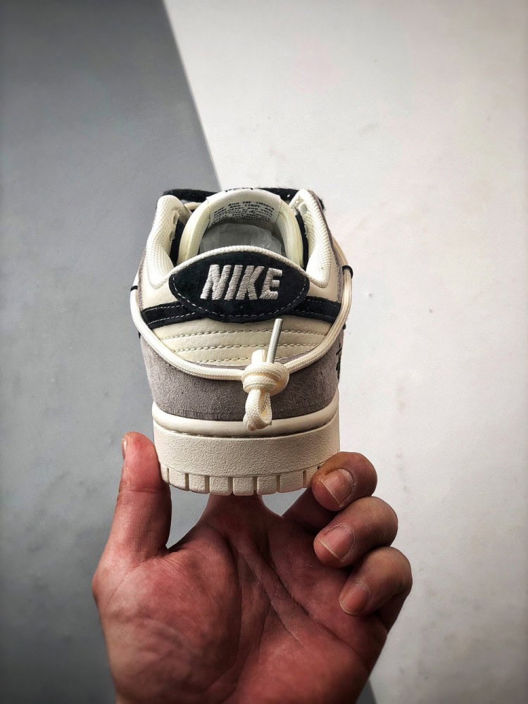 【AT3322】Nike x Stussy コラボデザインスニーカー - トレンディなNike Dunk Low Retro ステューシー グレー ブラック ディストラクションストラップ ロープトップ カジュアルスポーツシューズ