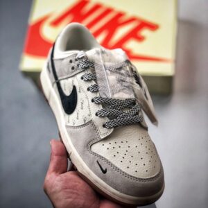 【AT3328】Nike × Stussy Dunk コラボスニーカー　メンズ、レディース、トレンディなスタイリッシュなスケートシューズ　Nike Dunk Low Retro StussyホワイトブラックSwoosh ローカットカジュアルスポーツスニーカー