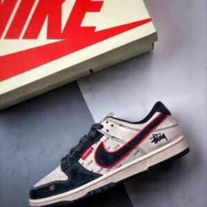【AT3332】Stussy x Supreme x Nike のコラボスニーカー、クラシックなストリートスタイルNike Dunk Low Retro ステューシーの深紅色と青色の低カットカジュアルスポーツシューズ