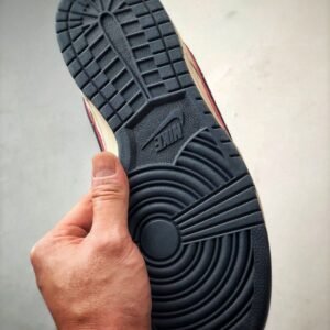 【AT3332】Stussy x Supreme x Nike のコラボスニーカー、クラシックなストリートスタイルNike Dunk Low Retro ステューシーの深紅色と青色の低カットカジュアルスポーツシューズ