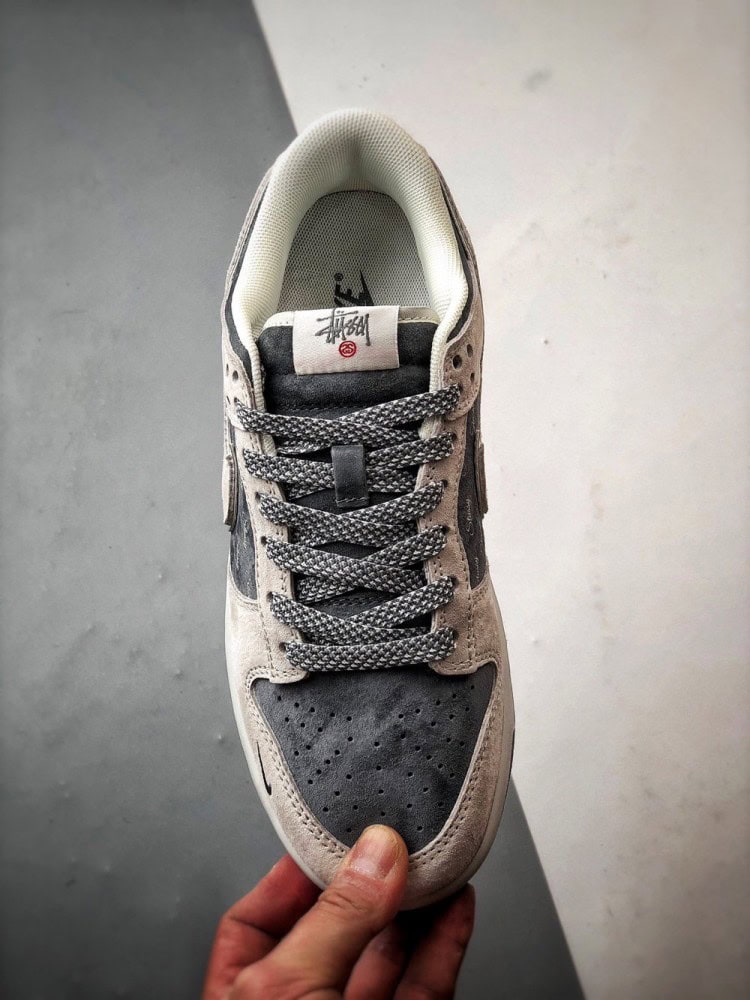 【AT3333】Nike x Stussy Dunk のコラボクラシックスニーカー、Nike Dunk Low Retro ステューシー·ミディアム·グレー ローカットレジャースポーツシューズ