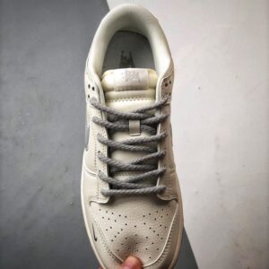 【AT3336】Stussy x Nike Dunk コラボレーションスニーカー | トレンディなデザイン | クラシックなスタイル Nike Dunk Low Retro ステューシー×ナイキ ホワイトグレー ローカットカジュアルスポーツシューズ