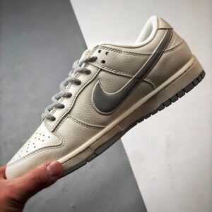 【AT3336】Stussy x Nike Dunk コラボレーションスニーカー | トレンディなデザイン | クラシックなスタイル Nike Dunk Low Retro ステューシー×ナイキ ホワイトグレー ローカットカジュアルスポーツシューズ