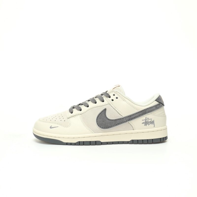 【AT3338】Nike x Stüssy コラボ ダンクロー レトロ レトロスポーツシューズ Nike Dunk Low Retro ステューシーミディアムグレー ローカット スポーツカジュアルスニーカー