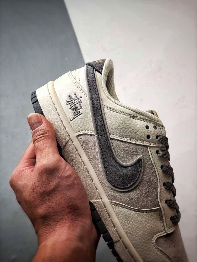 【AT3338】Nike x Stüssy コラボ ダンクロー レトロ レトロスポーツシューズ Nike Dunk Low Retro ステューシーミディアムグレー ローカット スポーツカジュアルスニーカー