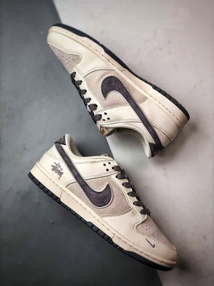 【AT3338】Nike x Stüssy コラボ ダンクロー レトロ レトロスポーツシューズ Nike Dunk Low Retro ステューシーミディアムグレー ローカット スポーツカジュアルスニーカー