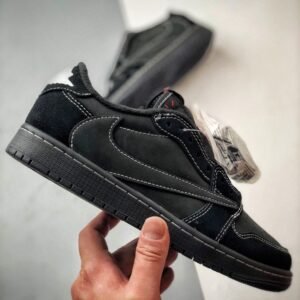 【AT3340】Nike x Travis ScottコラボAJ1 LowクラシックブラックリバーススウッシュスニーカーTravis Scott x Air Jordan 1 Low OGコラボブラックサムライ幽霊ロゴ刺繍効果