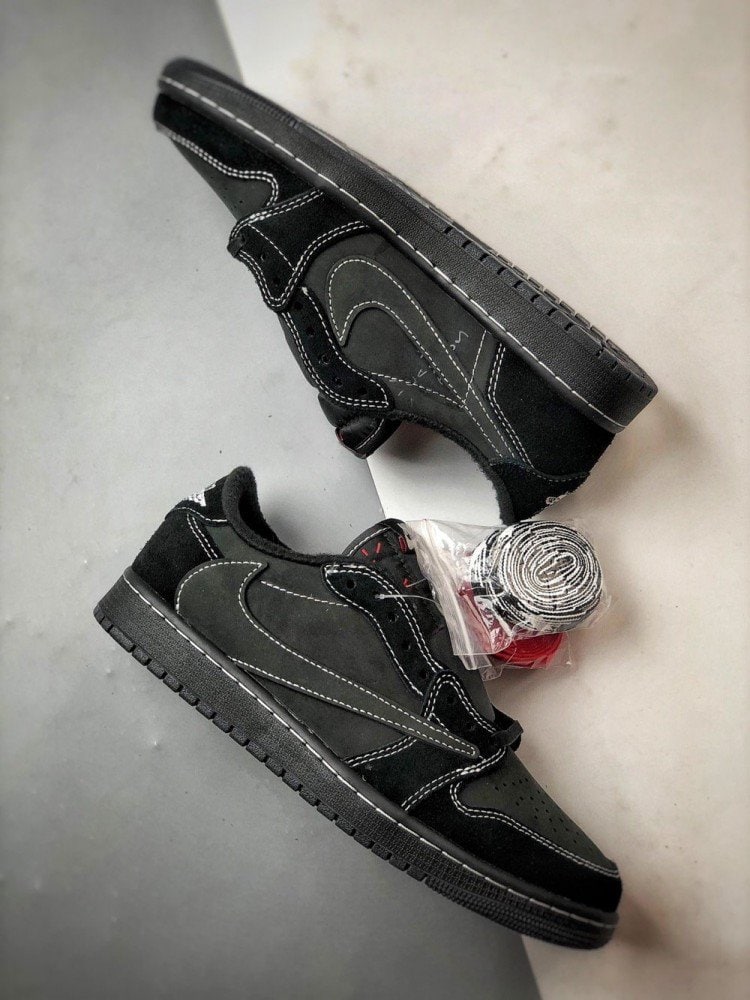 【AT3340】Nike x Travis ScottコラボAJ1 LowクラシックブラックリバーススウッシュスニーカーTravis Scott x Air Jordan 1 Low OGコラボブラックサムライ幽霊ロゴ刺繍効果