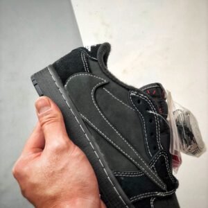 【AT3340】Nike x Travis ScottコラボAJ1 LowクラシックブラックリバーススウッシュスニーカーTravis Scott x Air Jordan 1 Low OGコラボブラックサムライ幽霊ロゴ刺繍効果