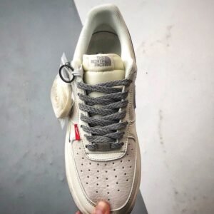 【AT3347】Nike x The North Face Air Force 1 クラシックコラボレーションスニーカー TNF x Air Force 1 Low ベージュグレー