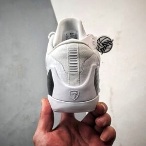 【AT3352】Nike Kobe 9 Elite Low Protro "Halo" 大注目の新作 コービー9エリートロウ ホワイト