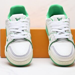 【AT8905】ルイ・ヴィトン トレーナーシューズ | Louis Vuitton Trainer Sneaker Lowシリーズ | ストリートファッションと伝統の融合 | LV