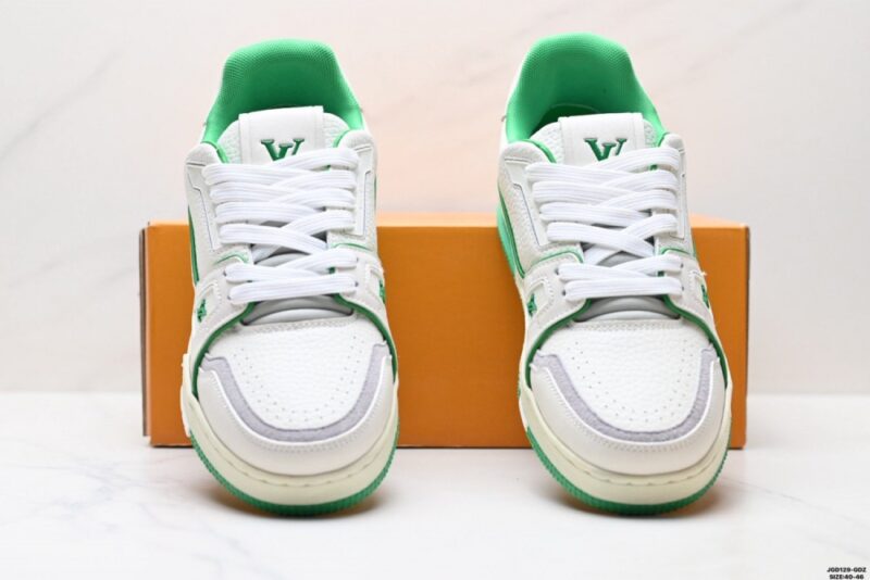 【AT8905】ルイ・ヴィトン トレーナーシューズ | Louis Vuitton Trainer Sneaker Lowシリーズ | ストリートファッションと伝統の融合 | LV