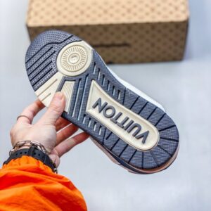 【AT8906】ルイ・ヴィトンLV トレーナースニーカー - ロートップスタイリッシュな革靴 | Louis Vuitton
