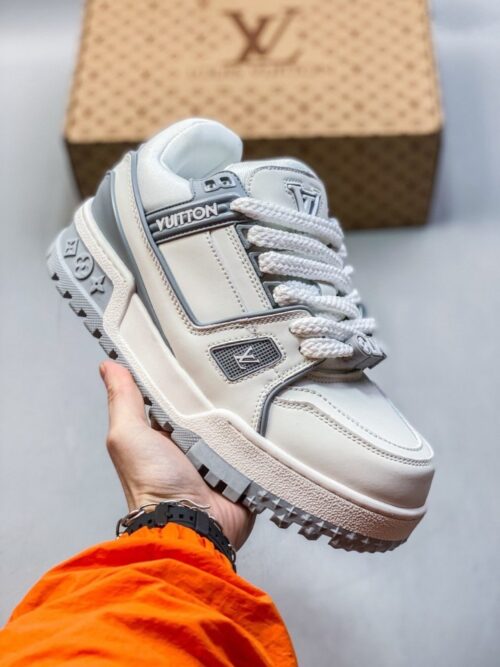 【AT8911】ルイ・ヴィトン トレーナー スニーカー Louis Vuitton Trainer Sneaker | LV