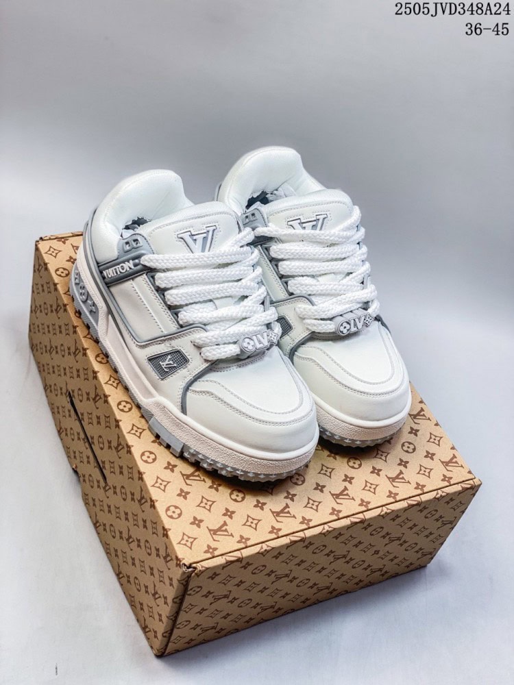 【AT8911】ルイ・ヴィトン トレーナー スニーカー Louis Vuitton Trainer Sneaker | LV