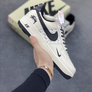 【AT8917】Nike Air Force 1 - ナイキ エア フォース ワン スニーカー メンズ | Stussy x Nike