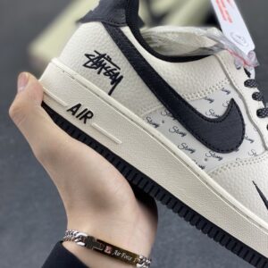 【AT8917】Nike Air Force 1 - ナイキ エア フォース ワン スニーカー メンズ | Stussy x Nike