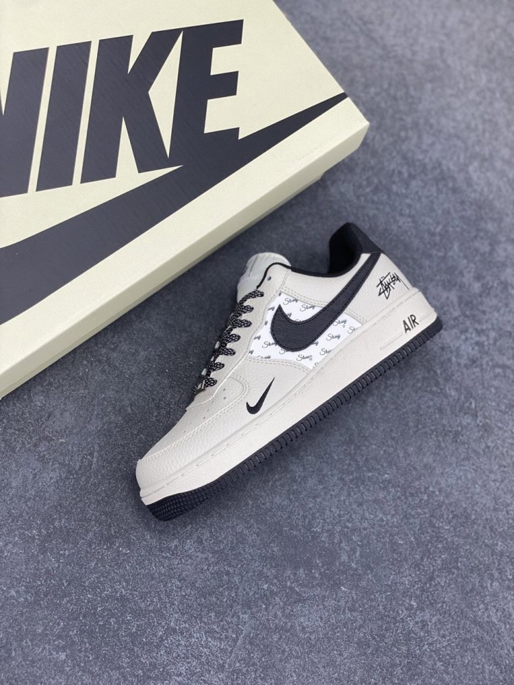 【AT8917】Nike Air Force 1 - ナイキ エア フォース ワン スニーカー メンズ | Stussy x Nike