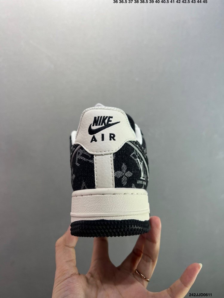 【AT8921】LV × ナイキ Air Force 1 カスタムコラボ スニーカー | Louis Vuitton x Nike