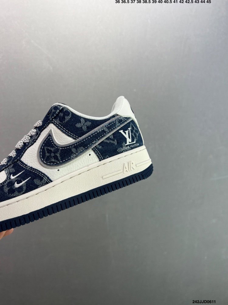 【AT8922】ナイキ x ルイ・ヴィトン コラボカスタムエアフォース1ローカットシューズ | LV x Nike