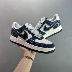 【AT8922】ナイキ x ルイ・ヴィトン コラボカスタムエアフォース1ローカットシューズ | LV x Nike