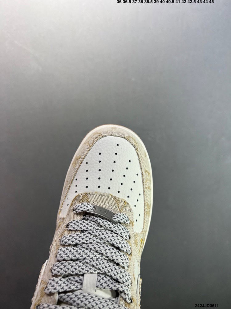 【AT8923】ナイキ × ルイ・ヴィトン Air Force 1 カスタムスニーカー | ストリートファッションとラグジュアリーエッセンスの融合 | LV x Nike